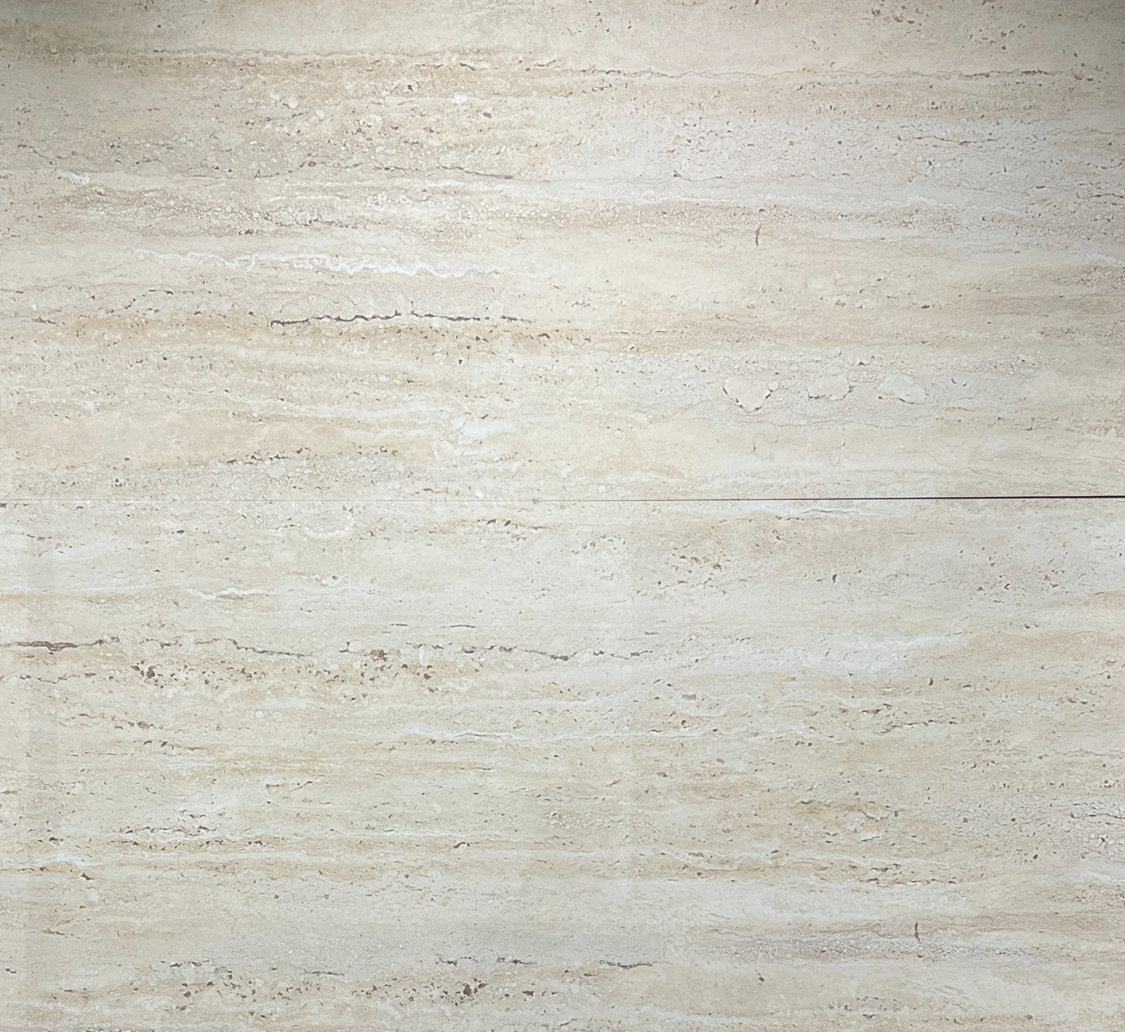 TRAVERTINE BEIGE POLISHED